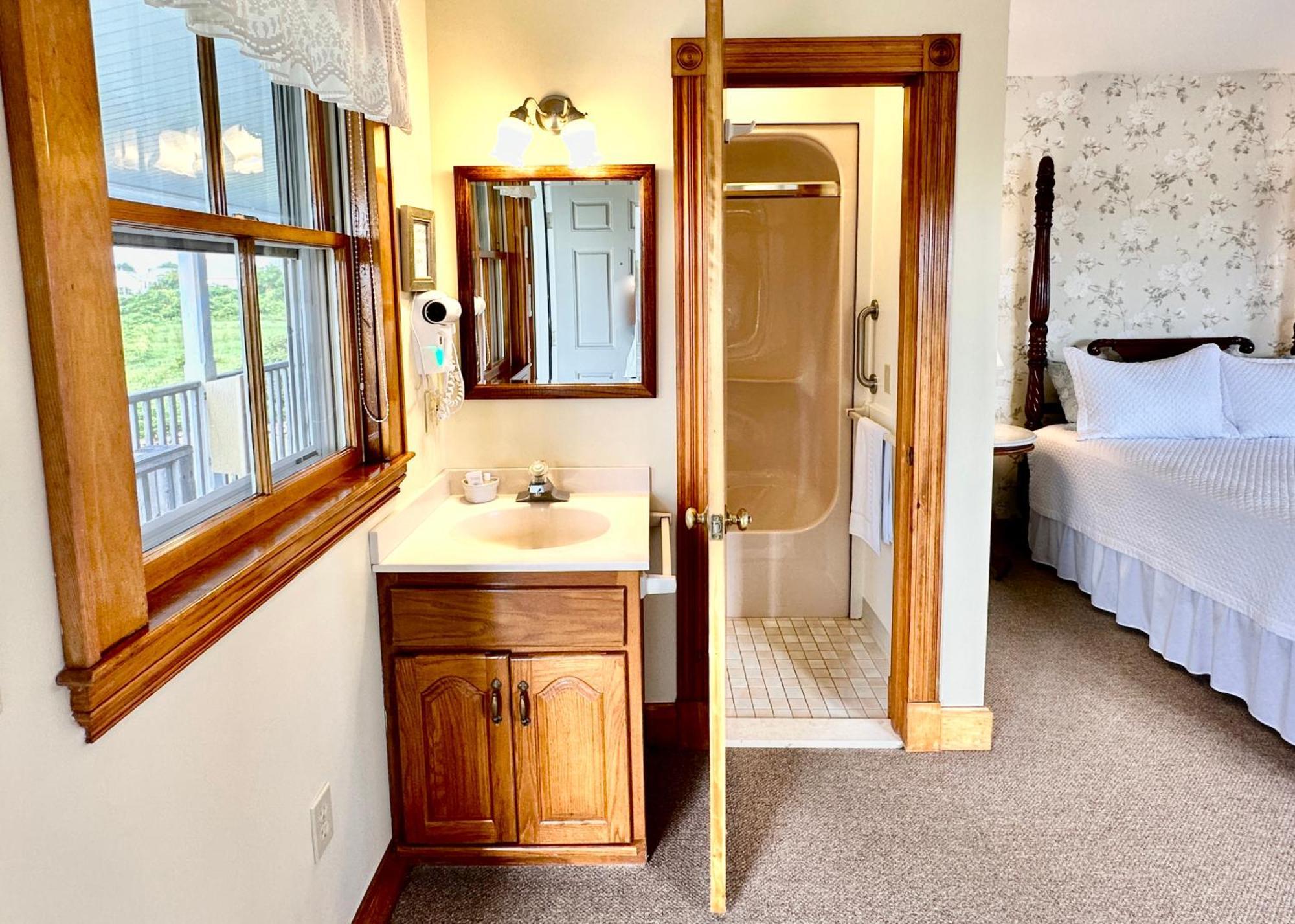 Rose Farm Inn Ню Шоръм Екстериор снимка