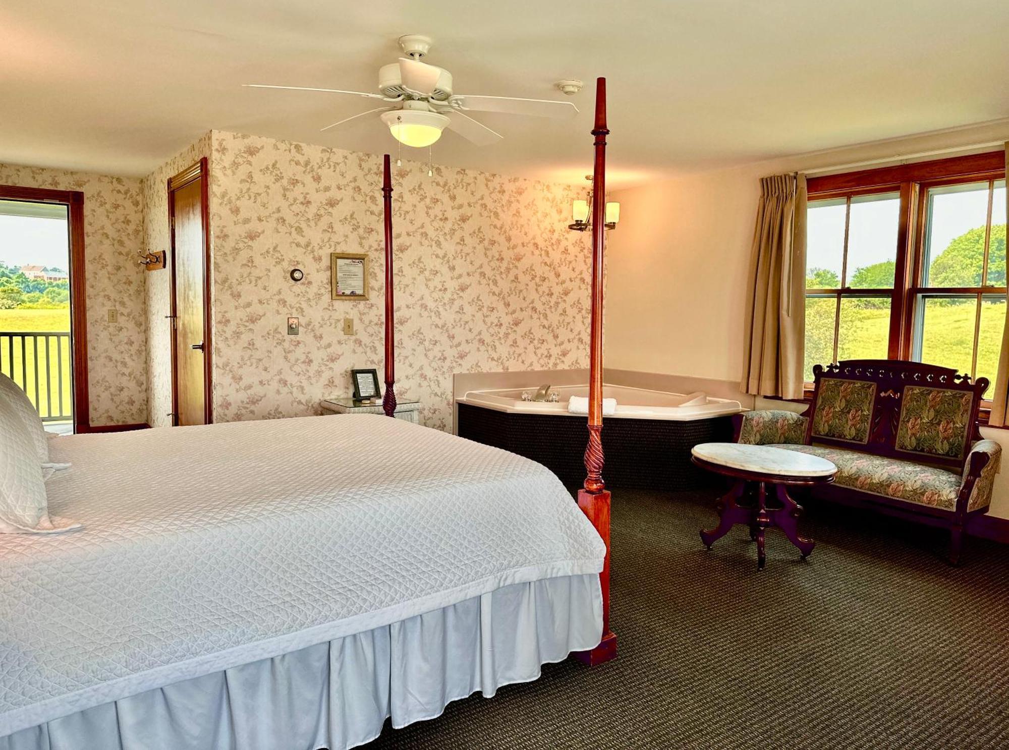 Rose Farm Inn Ню Шоръм Екстериор снимка