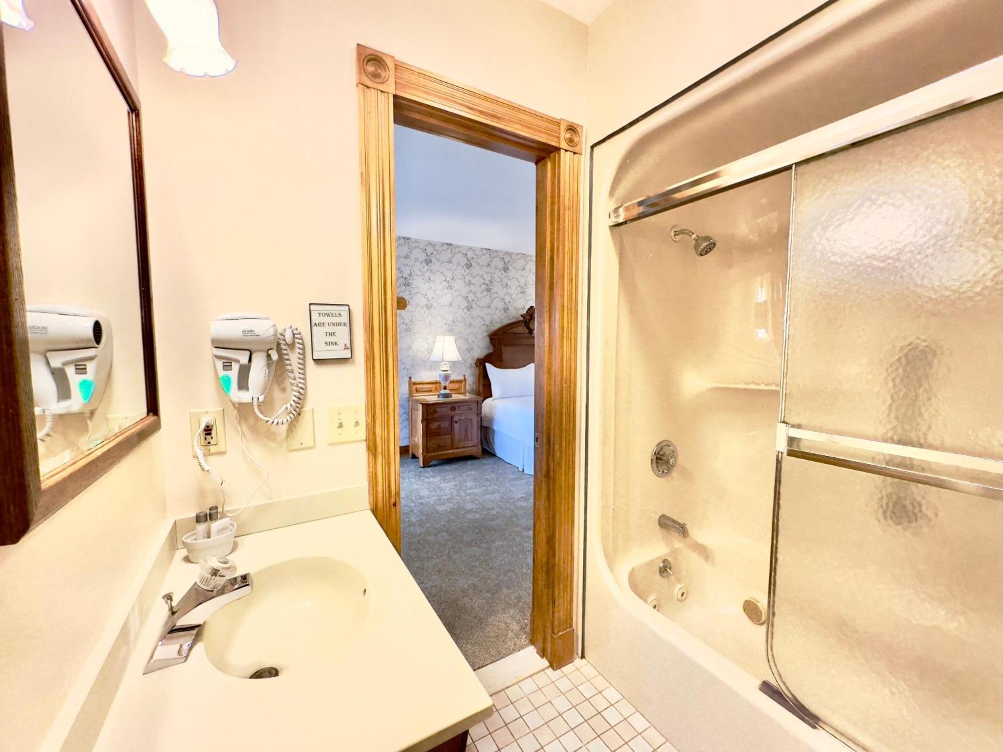 Rose Farm Inn Ню Шоръм Екстериор снимка